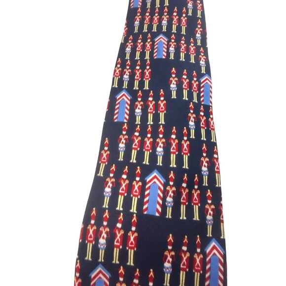 Vintage Alynn Silk Wooden Soldiers Christmas Tie Red Holiday Festive Necktie USA - Picture 5 of 7